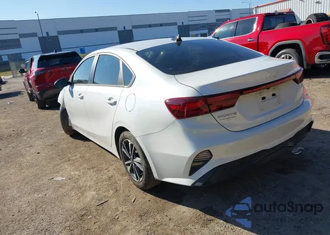 2024 Kia Forte Lxs из США, поврежденный, VIN 3KPF24AD6RE773203